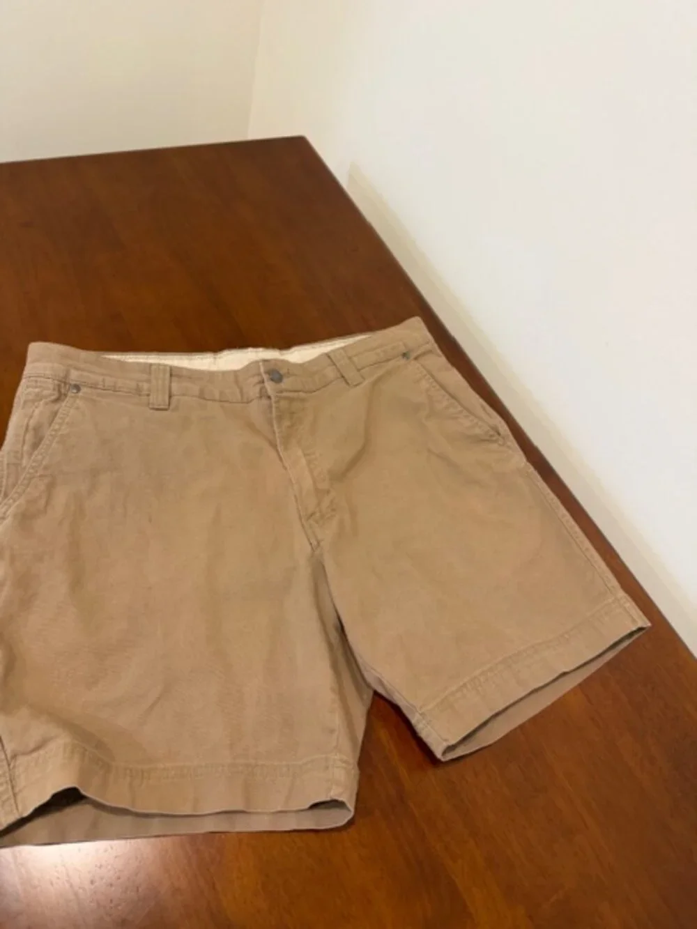 Columbia Men’s Classic Khaki Shorts Size 36W